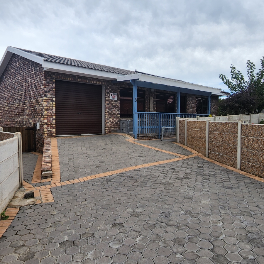 2 Bedroom Property for Sale in Dana Bay Western Cape